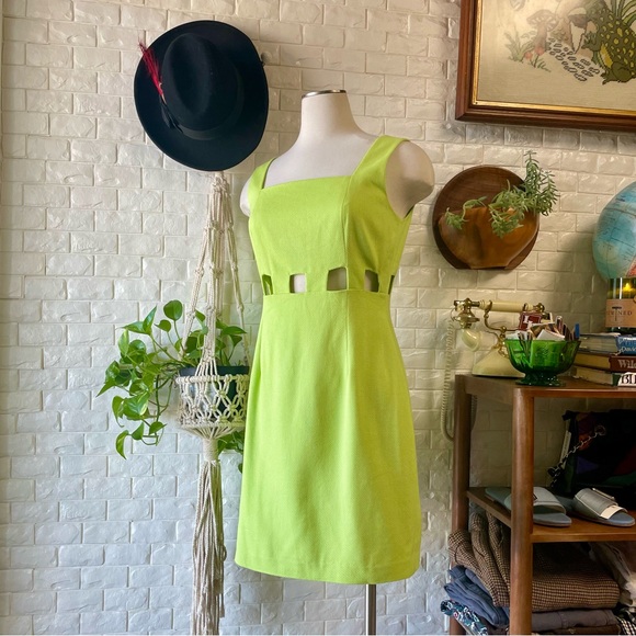 Vintage 1997 Laundry By Shelli Segal Neon Green 70s Style Cut-Out Mini Dress Vintage 1997 Laundry By Shelli Segal Neon Green 70s Style Cut-Out Mini Dress